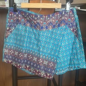 ‼️LAST CALL‼️
Thailand skort